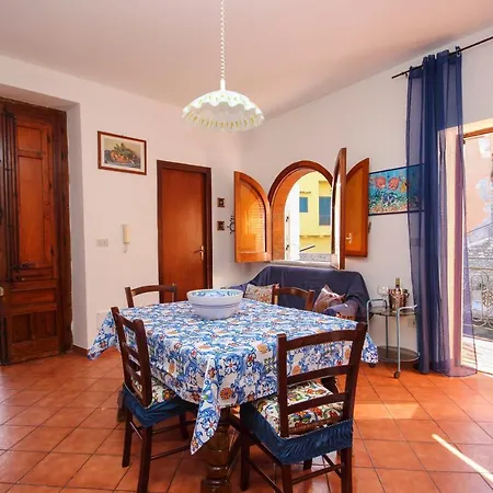 Semesterbostad Casa Buscarini Santa Flavia